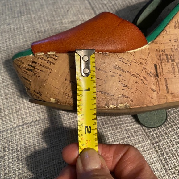 Mossimo Wedge Platform Green/Coniac Sandals Size 6 - Picture 6 of 9